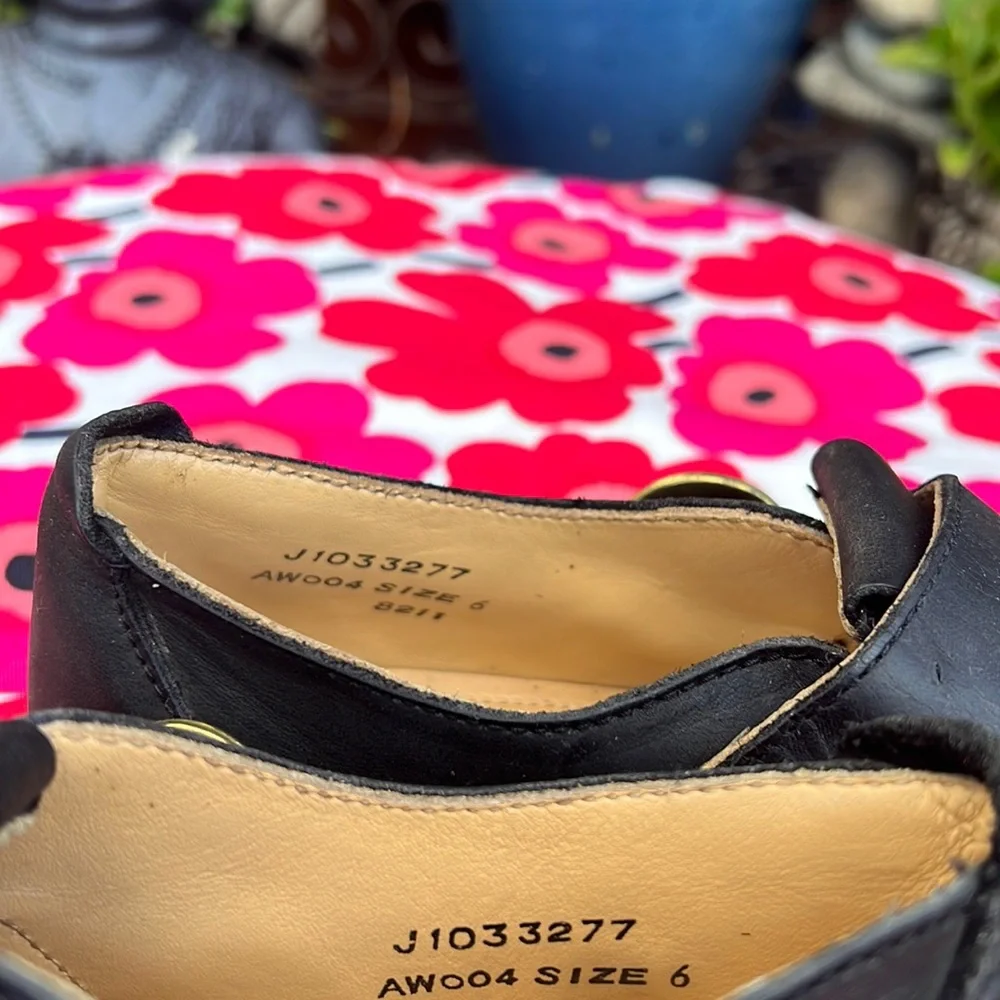 🏴󠁧󠁢󠁥󠁮󠁧󠁿 Vintage Dr. Martens MIE Matte Black T-Strap Mary Jane UK 6